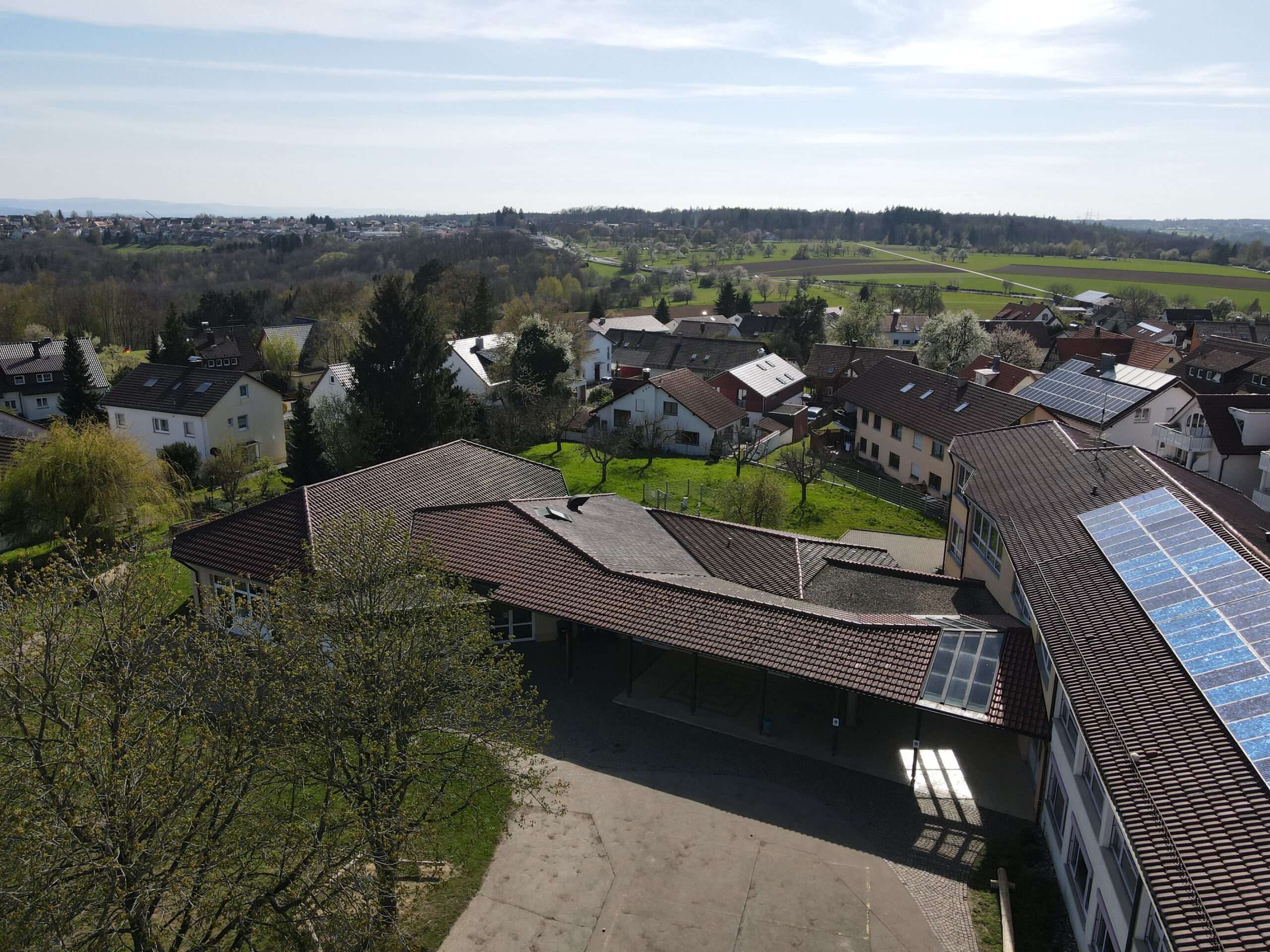 https://schule-bwhg.de/wp-content/uploads/2022/03/DJI_0416-scaled.jpg
